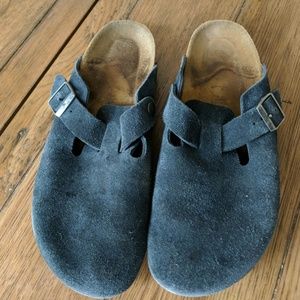 Birkenstock Boston suede navy soft footbed narrow
